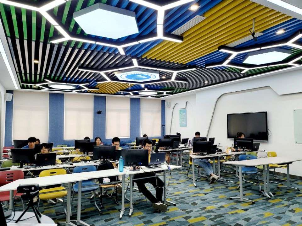og平台以赛促教、赛教调解——安徽新华学院以学科竞赛为抓手鞭策使用型人才培